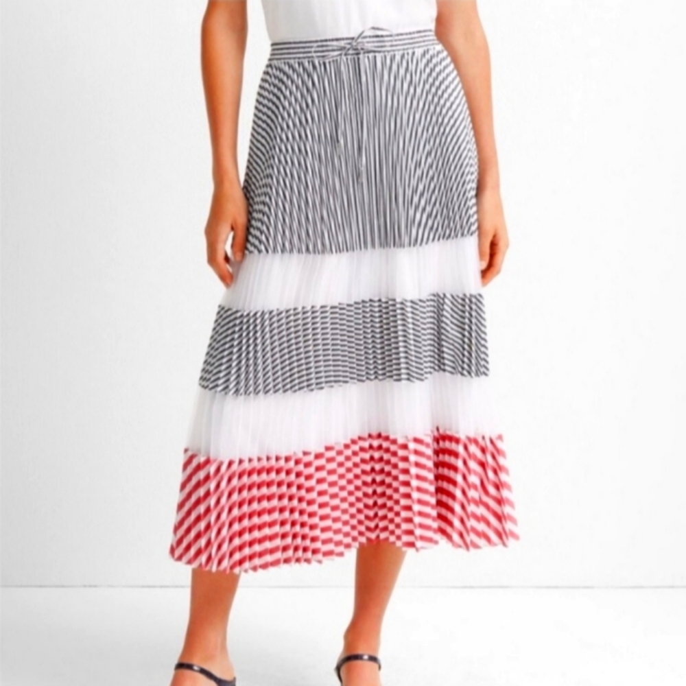 NWT Club Monaco Pleated Midi Skirt